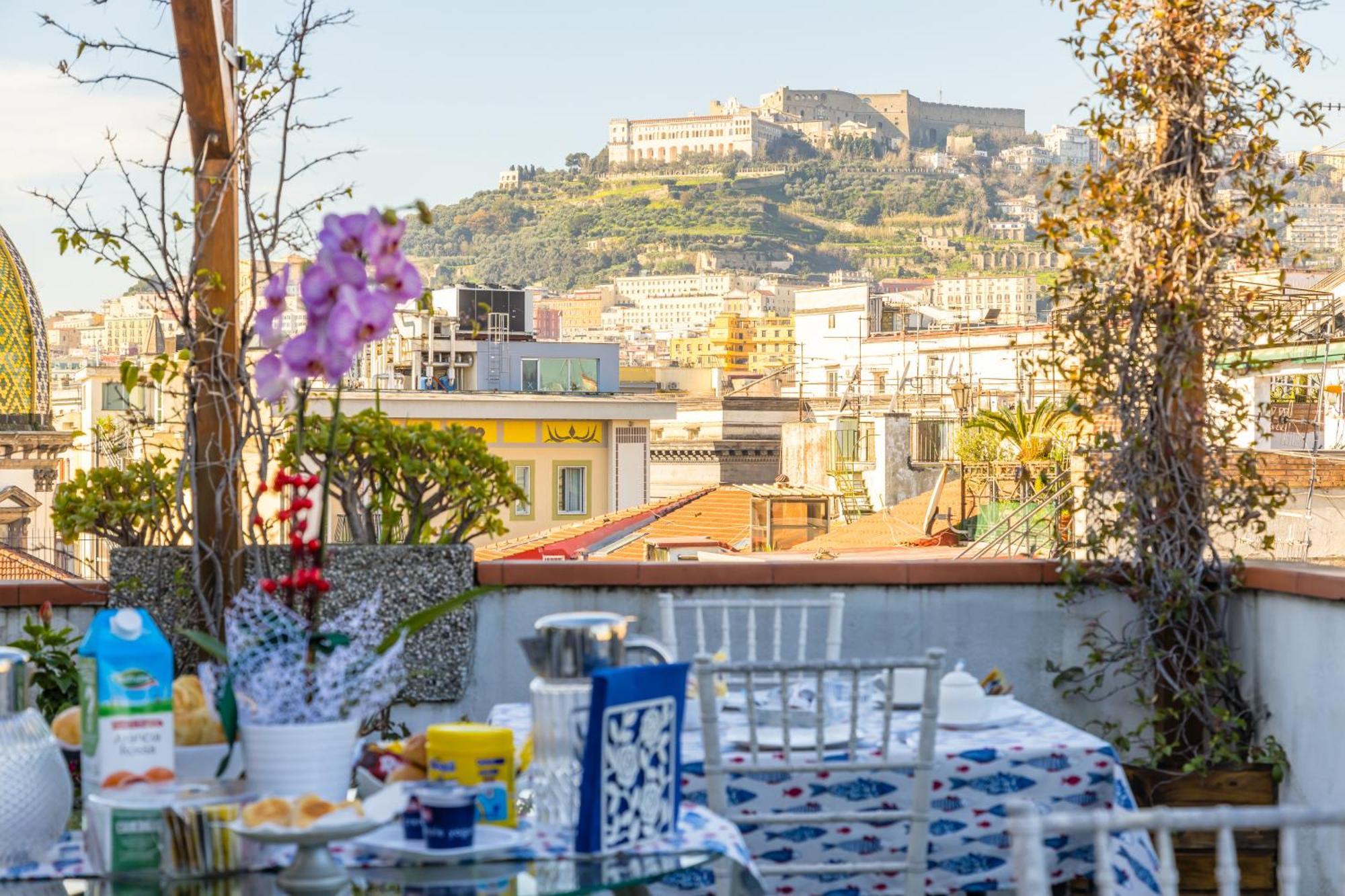 La Casa Di Bruno Napoli Bed and Breakfast Εξωτερικό φωτογραφία